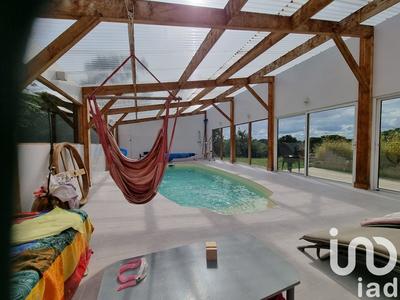 Maison - 180 m² - 10 pièces