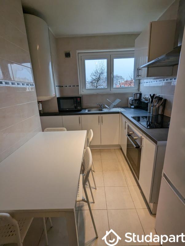 Chambre - 9 m² - 1 pièce