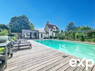 Maison - 250 m² - 10 pièces