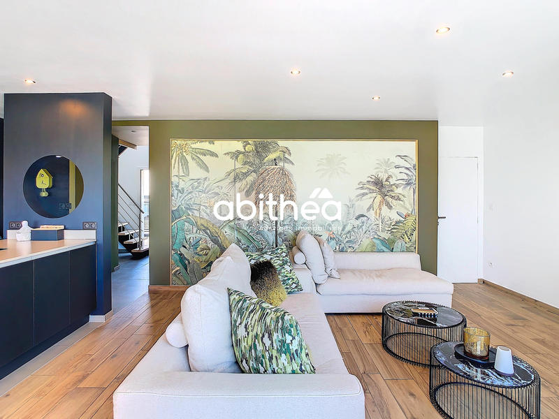 Maison - 153 m² - 6 pièces