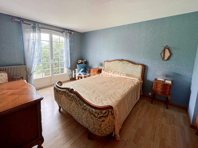 Maison - 180 m² - 6 pièces