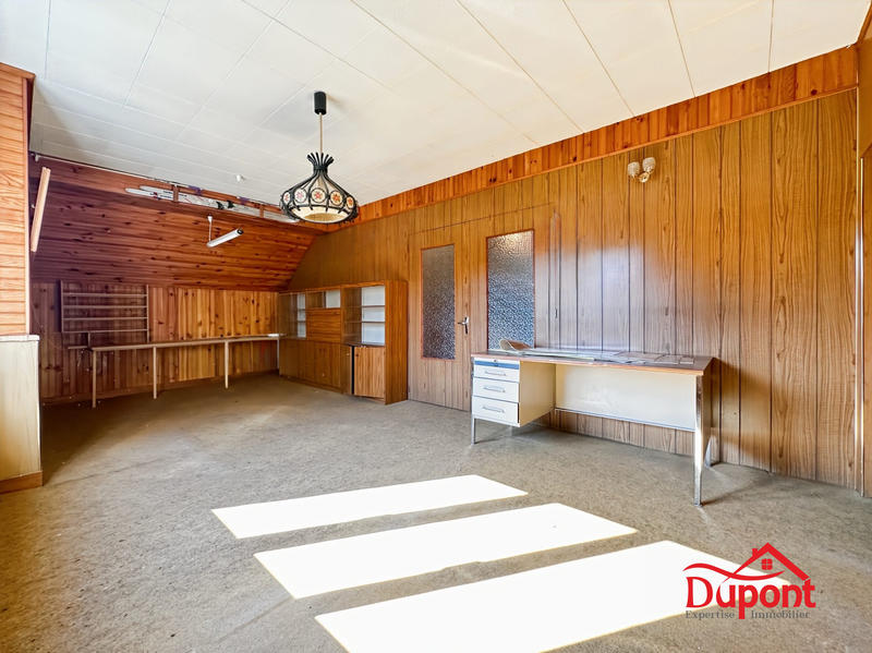 Maison - 99 m² - 5 pièces