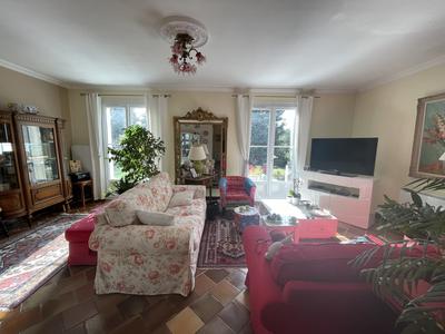 Maison - 106 m² - 5 pièces
