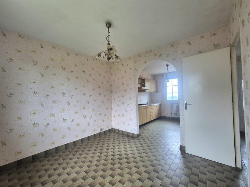 Maison - 83 m² - 5 pièces