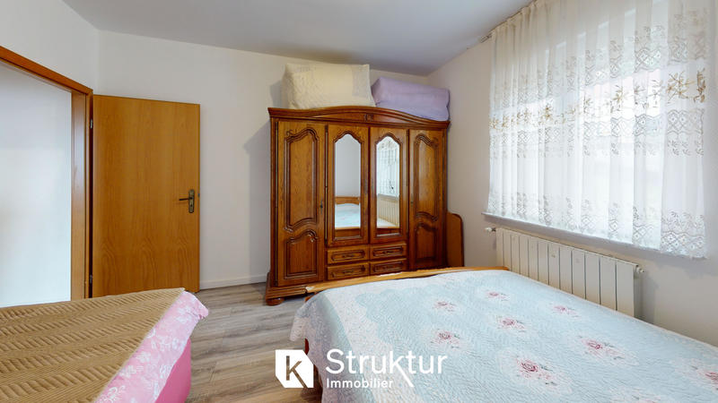 Maison - 310 m² - 12 pièces