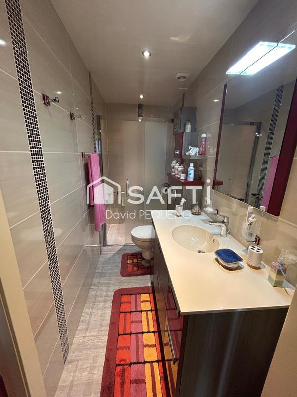 Maison - 89 m² - 6 pièces