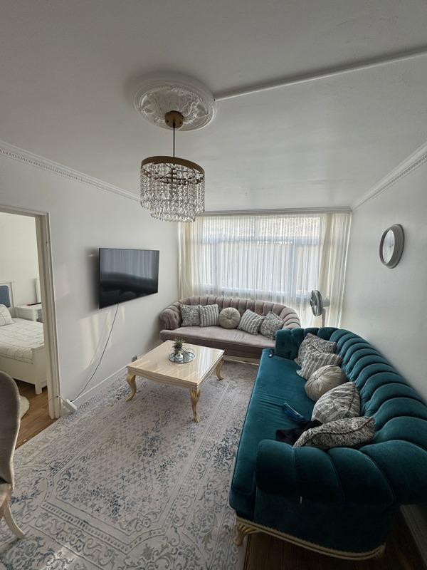 Appartement - 80 m² - 5 pièces