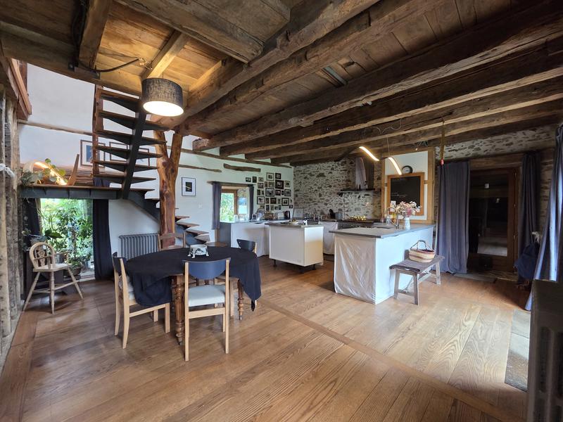 Maison - 113 m² - 5 pièces