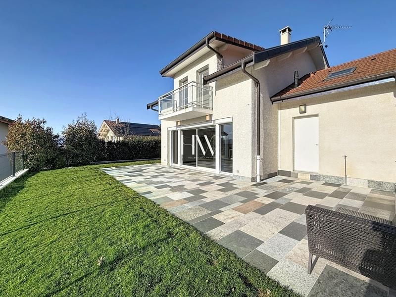 Maison - 165 m² - 6 pièces