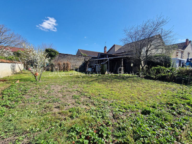 Maison - 152 m² - 8 pièces