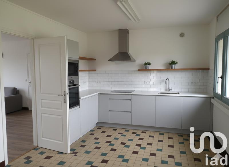 Maison - 330 m² - 5 pièces