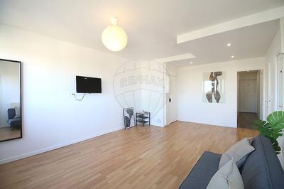 Appartement - 81 m² - 5 pièces