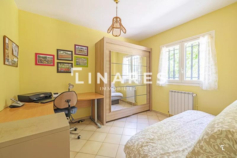 Maison - 190 m² - 5 pièces