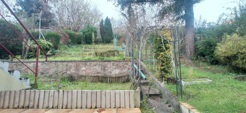 Maison - 93 m² - 5 pièces