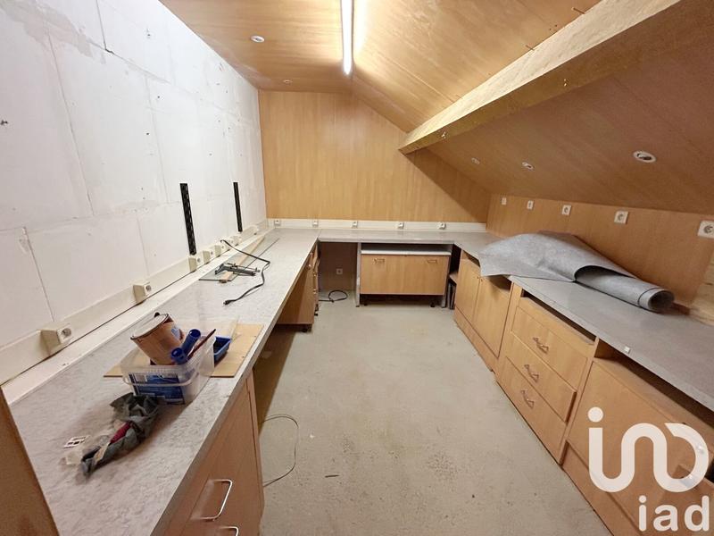 Maison - 224 m² - 10 pièces