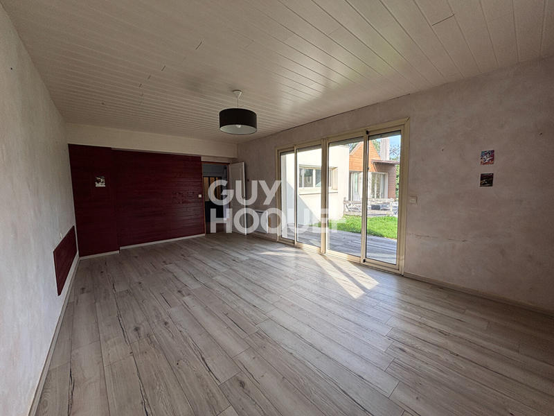 Maison - 209 m² - 7 pièces