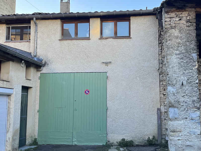 Maison de village - 80 m² - 2 pièces
