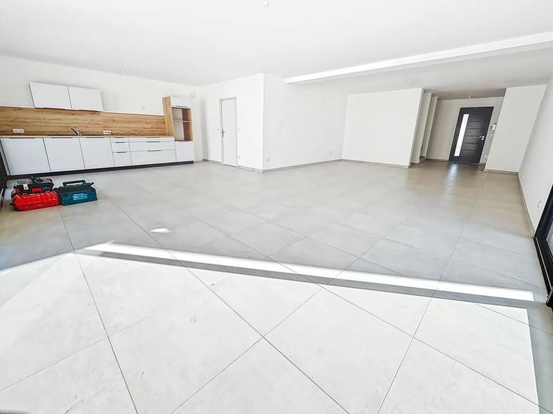 Maison - 138 m² - 4 pièces