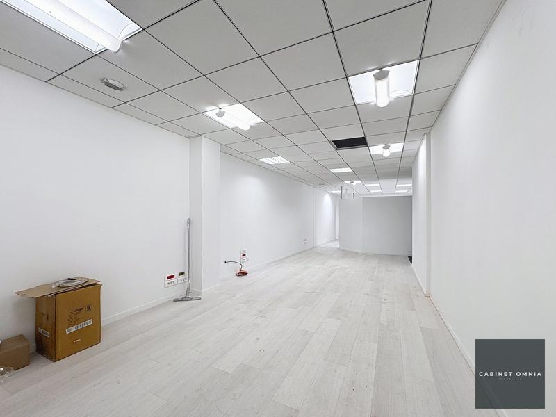 Local commercial - 77 m²