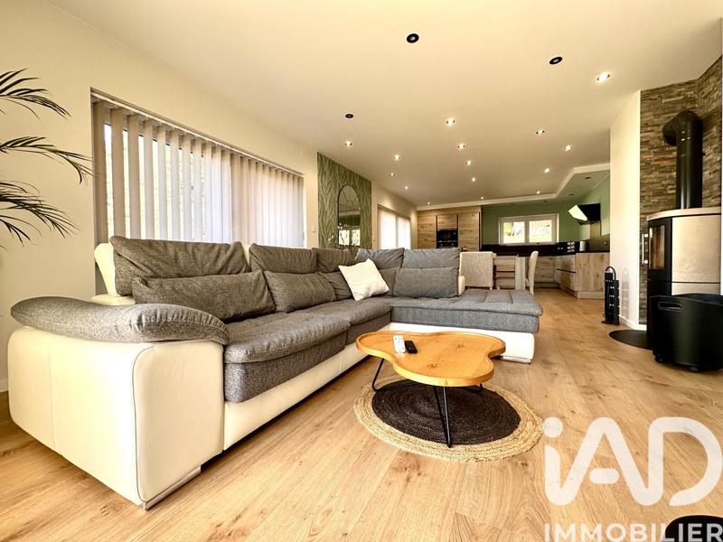 Maison - 170 m² - 8 pièces