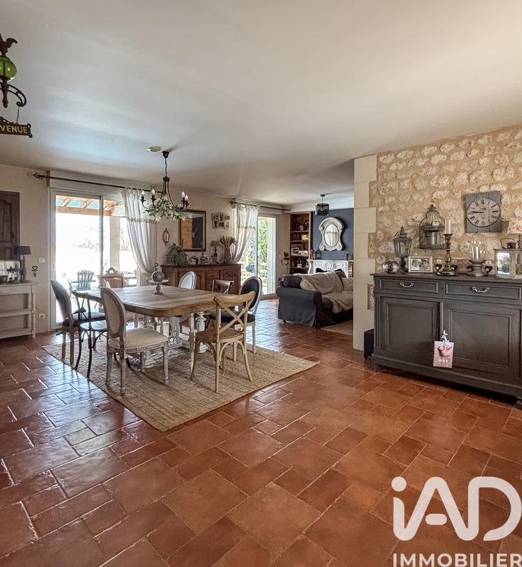 Maison - 297 m² - 11 pièces