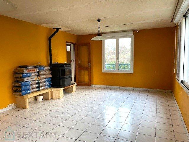 Maison - 99 m² - 5 pièces