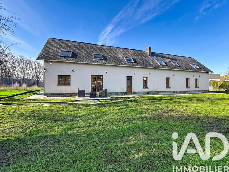 Maison - 208 m² - 7 pièces