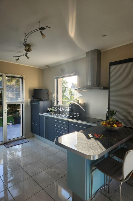 Maison contemporaine - 172 m² - 7 pièces