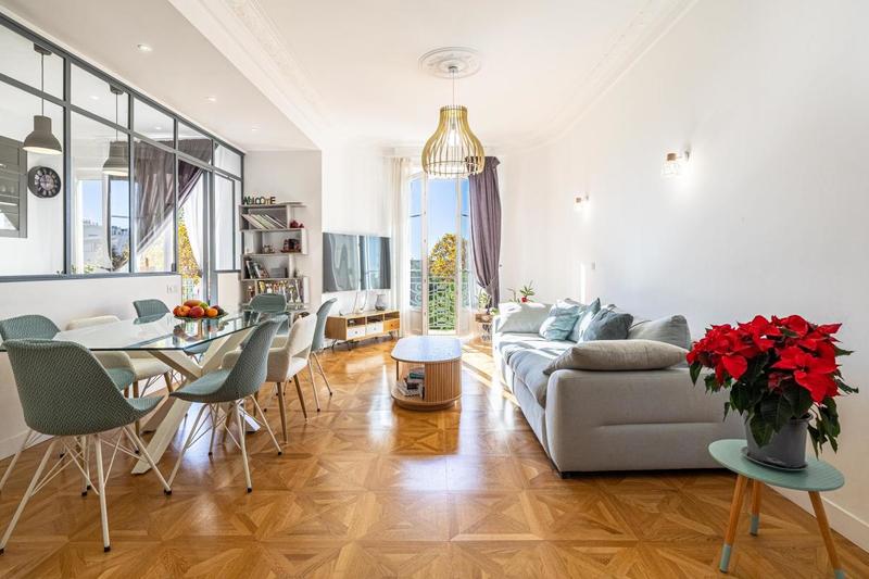 Appartement - 97 m² - 4 pièces