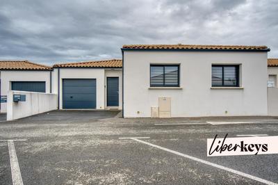 Maison - 86 m² - 4 pièces