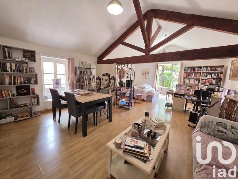 Maison - 525 m² - 20 pièces