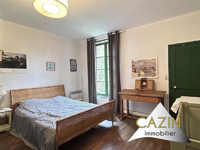 Maison - 265 m² - 11 pièces