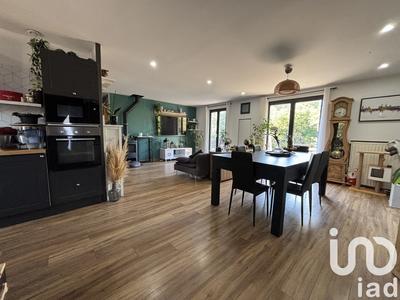 Maison - 104 m² - 5 pièces