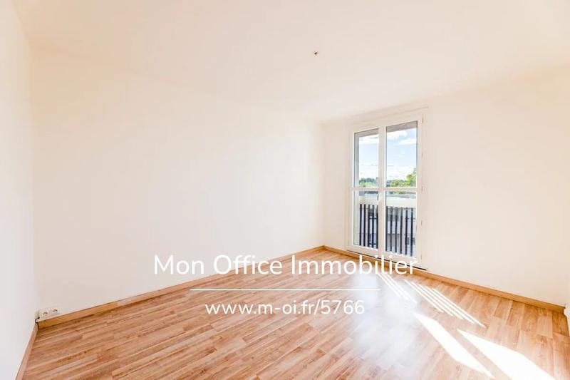 Appartement - 81 m² - 3 pièces