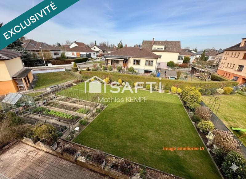 Maison - 180 m² - 8 pièces