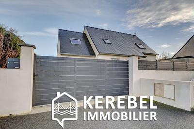 Maison - 99 m² - 5 pièces