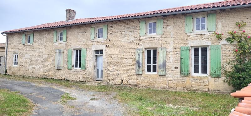 Maison ancienne - 300 m² - 8 pièces