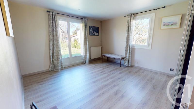 Maison - 172 m² - 7 pièces