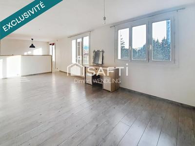 Appartement - 84 m² - 4 pièces