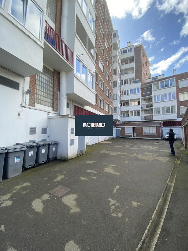 Local commercial - 254 m²