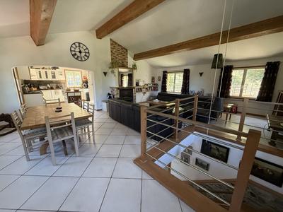 Maison - 131 m² - 5 pièces