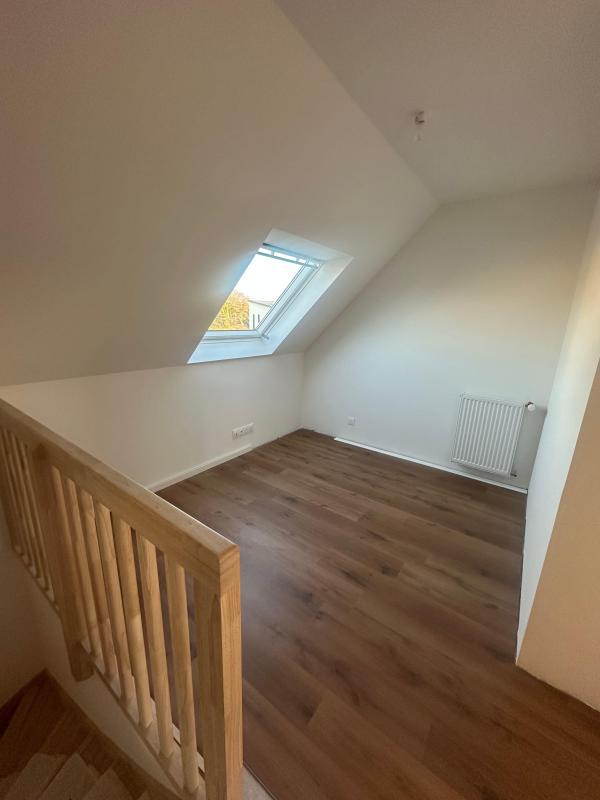 Maison - 92 m² - 4 pièces