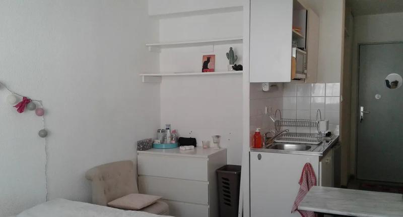 Studio - 25 m² - 1 pièce
