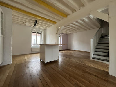 Maison - 111 m² - 5 pièces