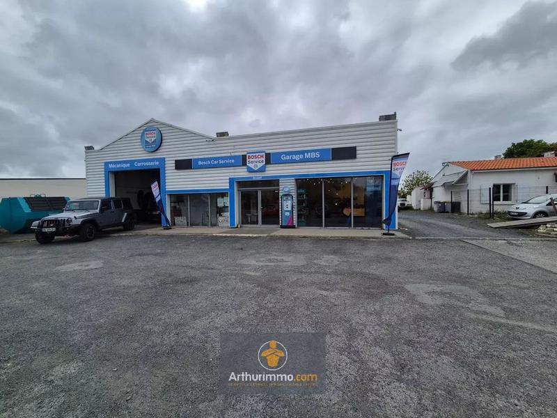 Magasins - 130 m² - 11 pièces