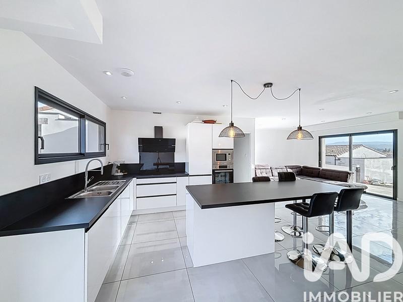 Maison - 127 m² - 5 pièces