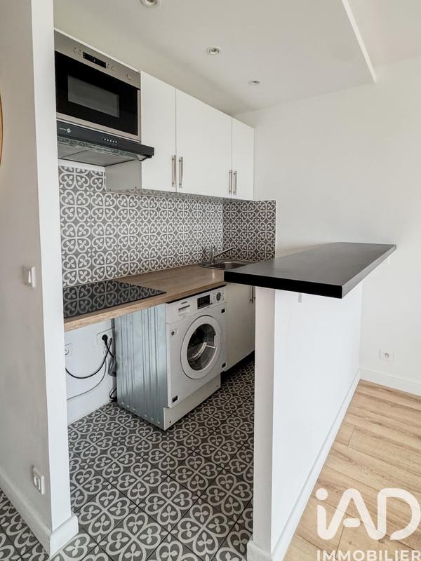 Studio - 25 m² - 1 pièce