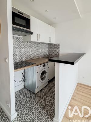 Studio - 25 m² - 1 pièce