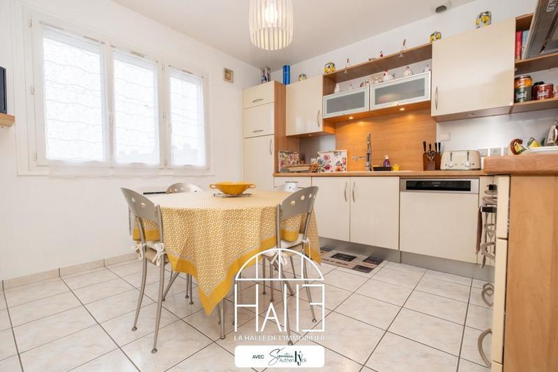 Pavillon - 180 m² - 6 pièces