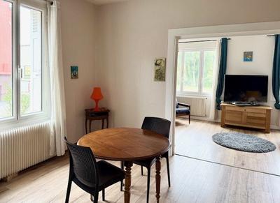 Maison - 94 m² - 6 pièces